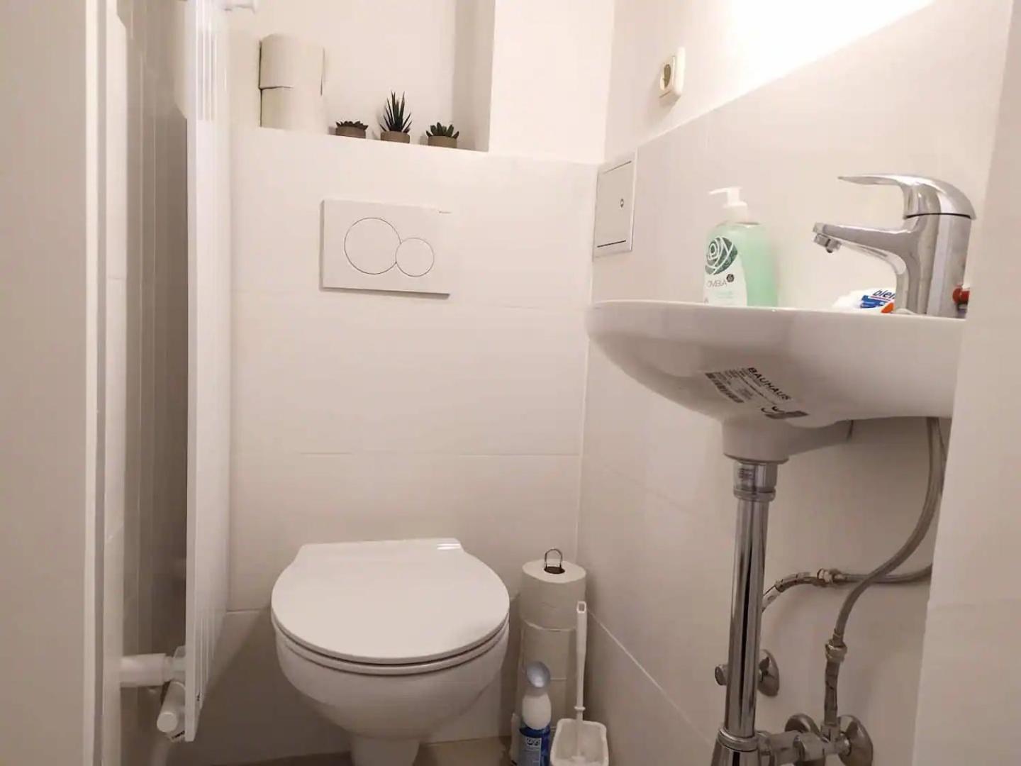 Perfect Location, 2 Min To Main Station, Long Term Stays Вена Экстерьер фото