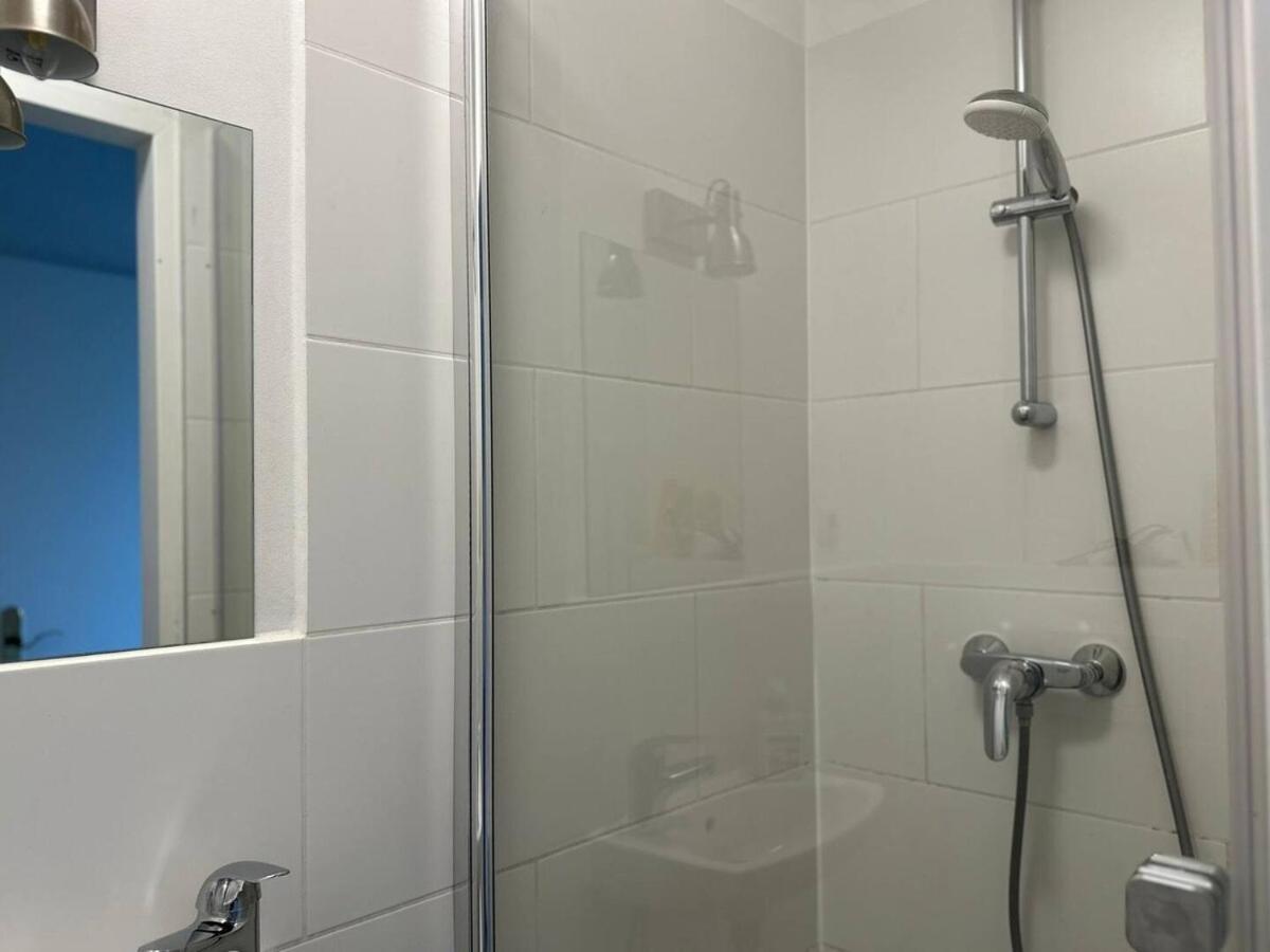 Perfect Location, 2 Min To Main Station, Long Term Stays Вена Экстерьер фото