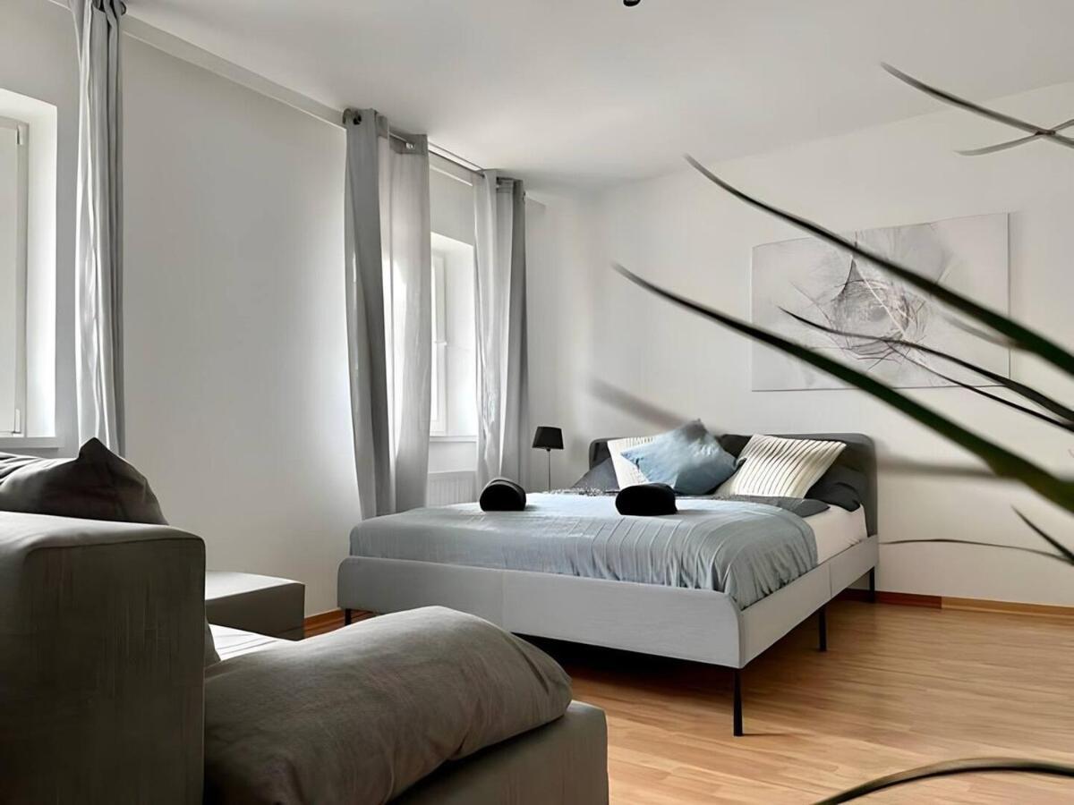 Апартаменты Perfect Location, 2 Min To Main Station Вена Экстерьер фото
